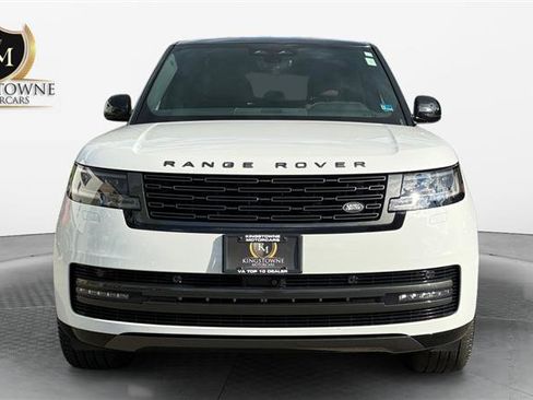 Used 2024 Land Rover Range Rover SE AWD/4WD image 8