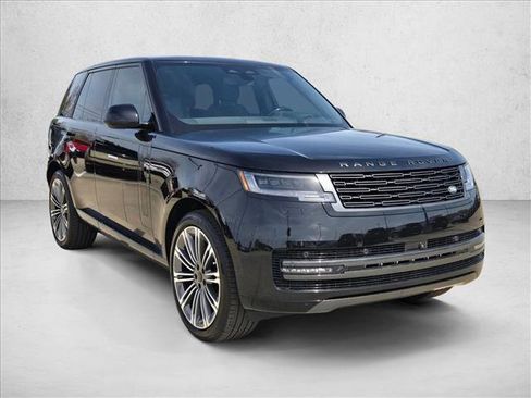 New 2026 Land Rover Range Rover SE image 7