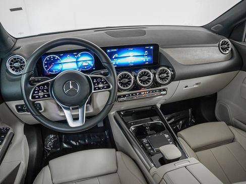 Certified 2023 Mercedes-Benz GLA 250 image 18