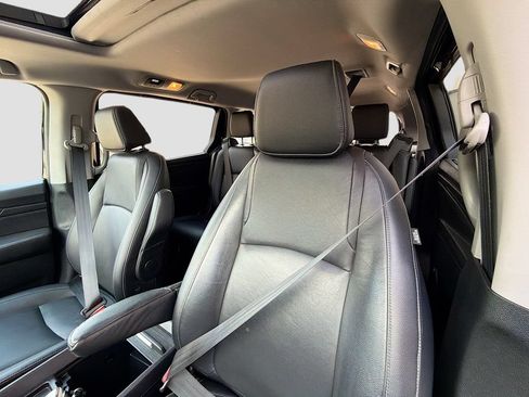 Used 2024 Honda Odyssey EX-L image 20
