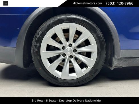 Used 2017 Tesla Model X 90D image 39