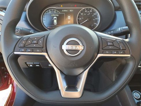 New 2025 Nissan Versa SV w/ Trunk Package FWD image 19