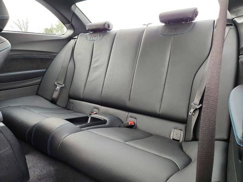 Used 2017 BMW M2 image 10