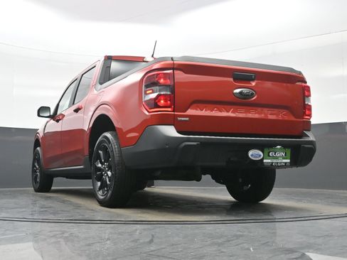 Used 2024 Ford Maverick Lariat w/ Black Appearance Package image 27
