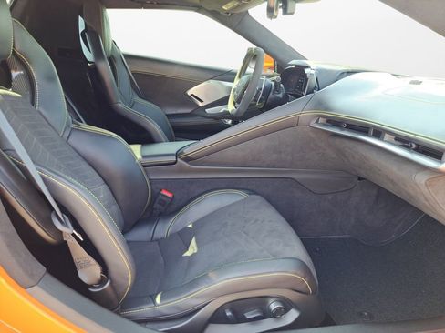 Used 2023 Chevrolet Corvette Stingray Premium Conv w/ Z51 Performance Package image 22