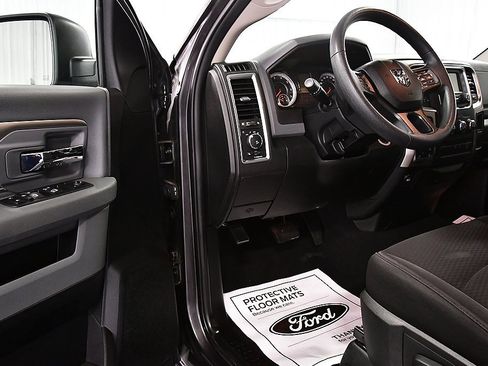 Used 2020 RAM 1500 Classic Warlock image 16