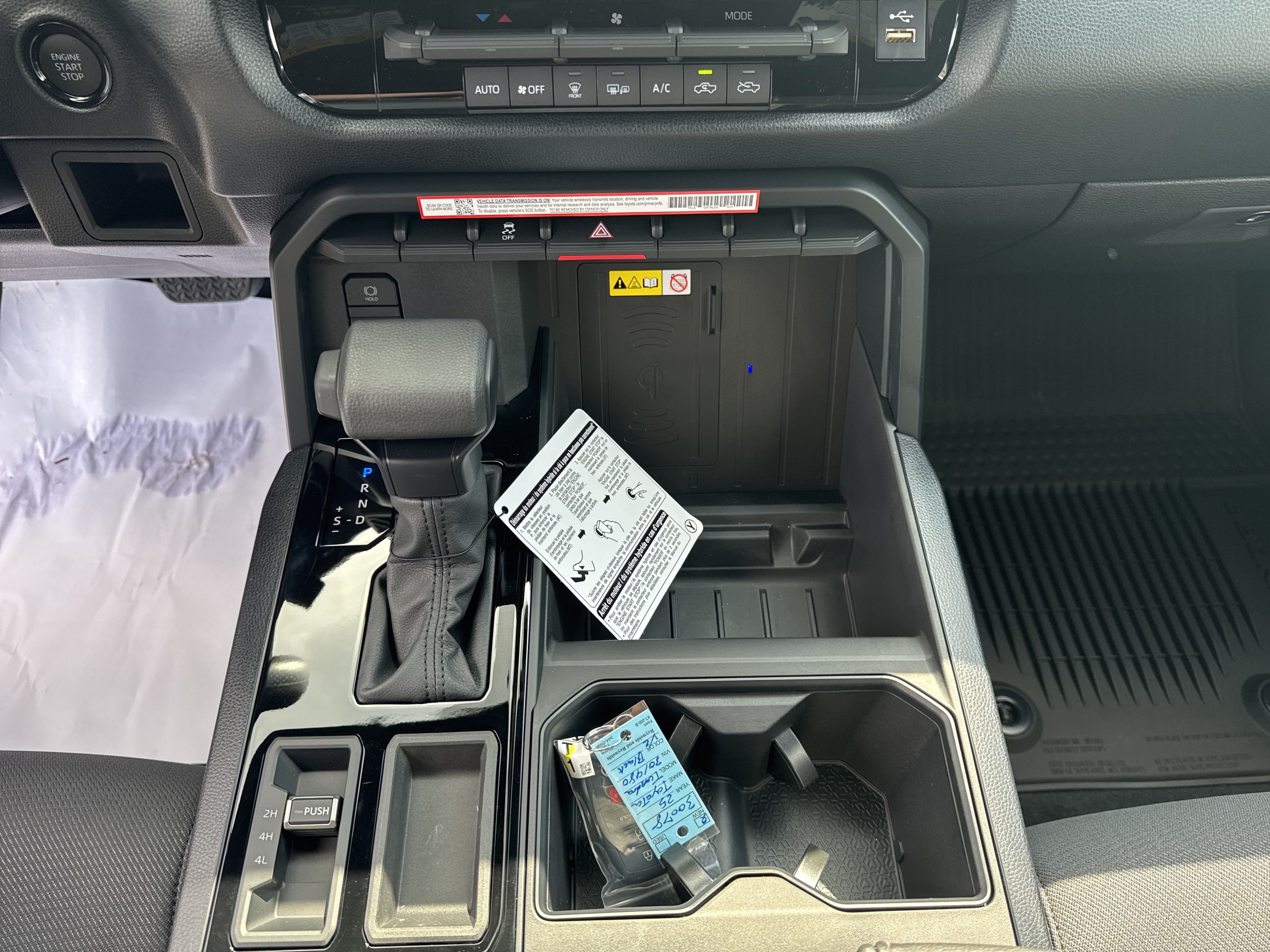 New 2025 Toyota Tundra SR w/ SR Tow Package AWD/4WD image 20