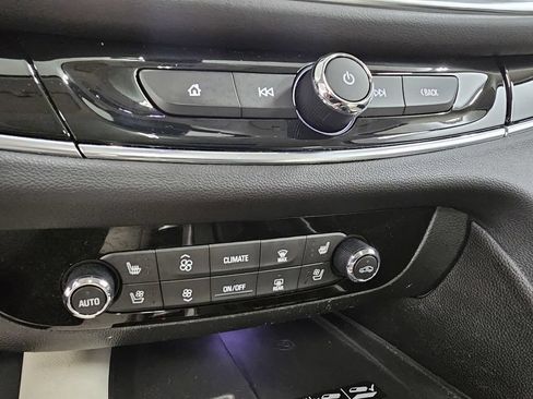 Used 2023 Buick Enclave Avenir w/ Avenir Technology Package AWD/4WD image 19