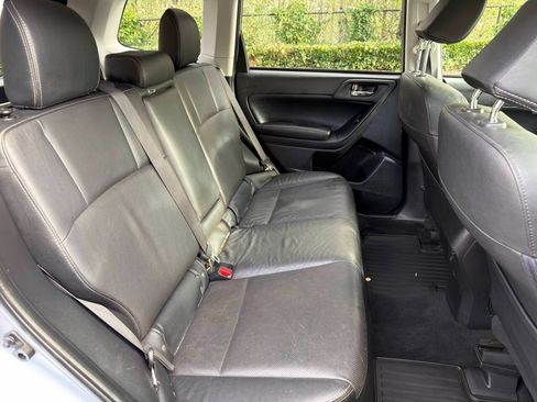Used 2014 Subaru Forester 2.5i Limited AWD/4WD image 28