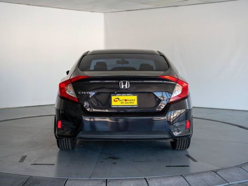 Used 2016 Honda Civic EX image 6