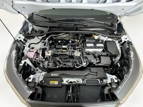 Used 2026 Toyota Corolla Cross LE image 24