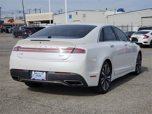 Used 2017 Lincoln MKZ Reserve image 5