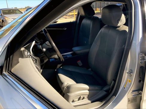 Used 2019 Chevrolet Impala LT image 7