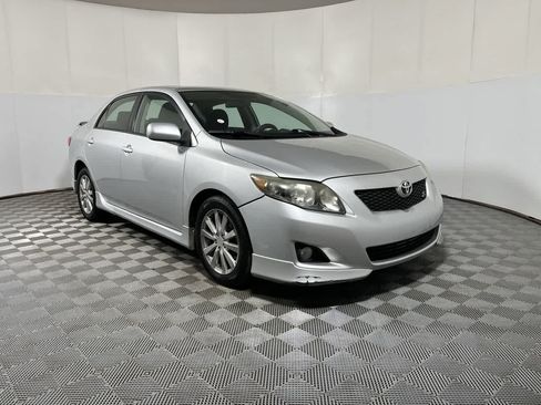 Used 2009 Toyota Corolla S FWD image 2