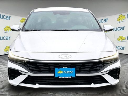 Used 2024 Hyundai Elantra SEL FWD image 2