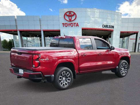 Used 2023 Chevrolet Colorado LT w/ LT Convenience Package III AWD/4WD image 5