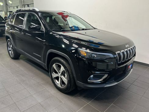 Used 2021 Jeep Cherokee Limited AWD/4WD image 2