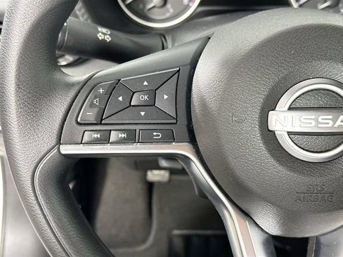 Used 2024 Nissan Sentra SV FWD image 19