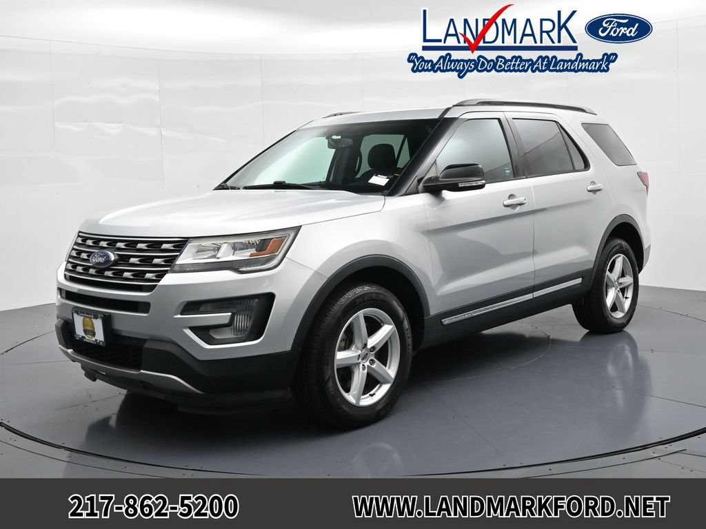 Used 2017 Ford Explorer XLT w/ Equipment Group 201A AWD/4WD image 1