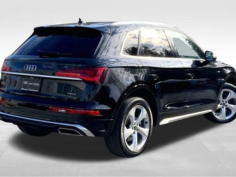 Used 2023 Audi Q5 2.0T Prestige w/ Prestige Package image 12