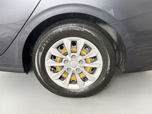 Used 2021 Kia Forte FE image 36