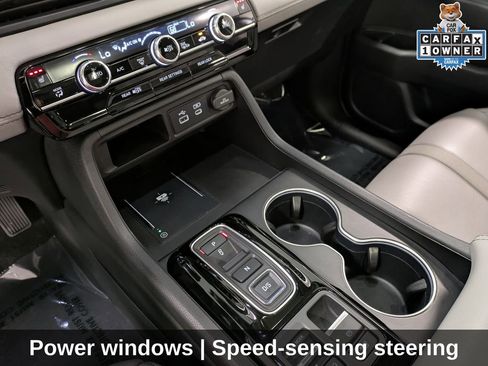 Certified 2023 Honda Pilot Touring image 17