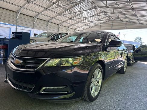 Used 2019 Chevrolet Impala LT FWD image 1