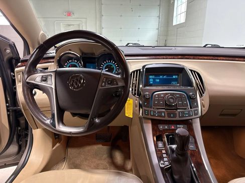 Used 2010 Buick LaCrosse CXL FWD image 17