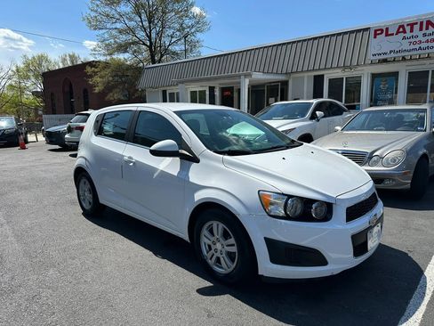 Used 2013 Chevrolet Sonic LT image 3