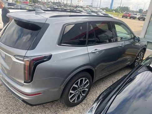 Used 2024 Cadillac XT6 Sport w/ Platinum Package AWD/4WD image 5