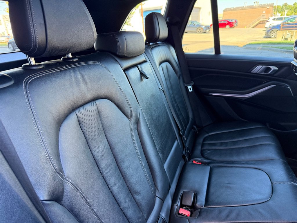 Used 2019 BMW X5 xDrive40i w/ M Sport Package AWD/4WD image 25
