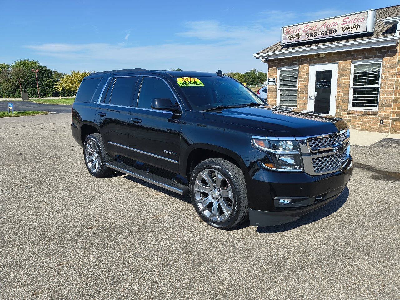 Used 2019 Chevrolet Tahoe LT AWD/4WD image 3