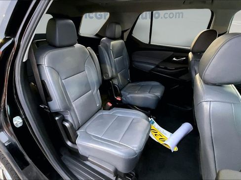 Used 2020 Chevrolet Traverse LT w/ LT Premium Package image 27