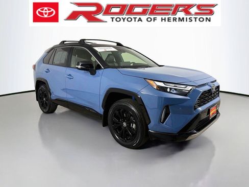 Certified 2025 Toyota RAV4 XSE w/ Advanced Technology Package AWD/4WD image 1
