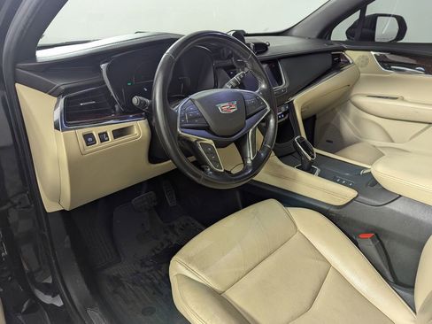 Used 2019 Cadillac XT5 Luxury AWD/4WD image 5