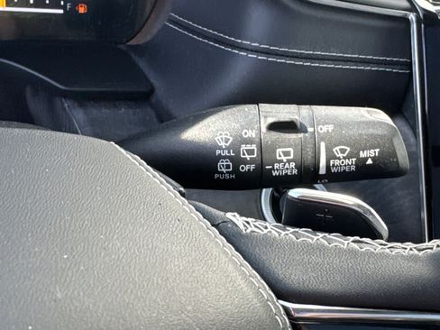 Used 2023 Jeep Grand Cherokee Overland w/ MOPAR Finishing Package image 19