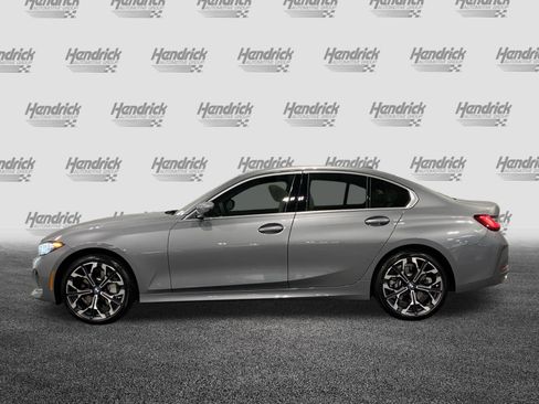 Used 2025 BMW 330i Sedan w/ Convenience Package image 5