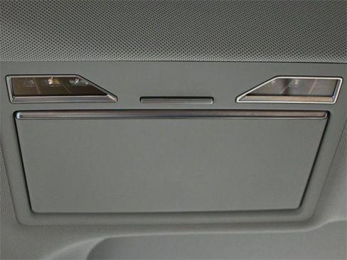 Used 2021 Audi A8 L 3.0T w/ Executive Plus Package image 16