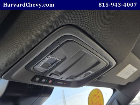 Used 2025 Chevrolet Silverado 3500 LT image 15