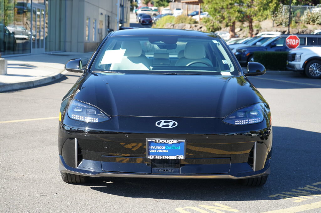 Certified 2025 Hyundai Ioniq 6 SEL RWD image 2