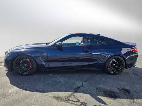 Used 2022 BMW M4 Coupe w/ M Carbon Exterior Package image 6