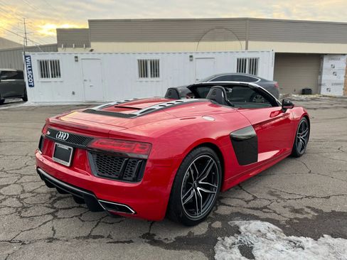 Used 2018 Audi R8 V10 image 21