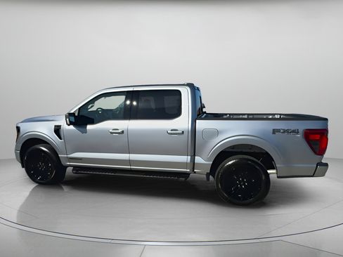 New 2025 Ford F150 XLT w/ Equipment Group 303A High image 19