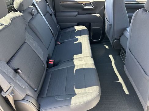 Used 2025 GMC Sierra 1500 Elevation image 26