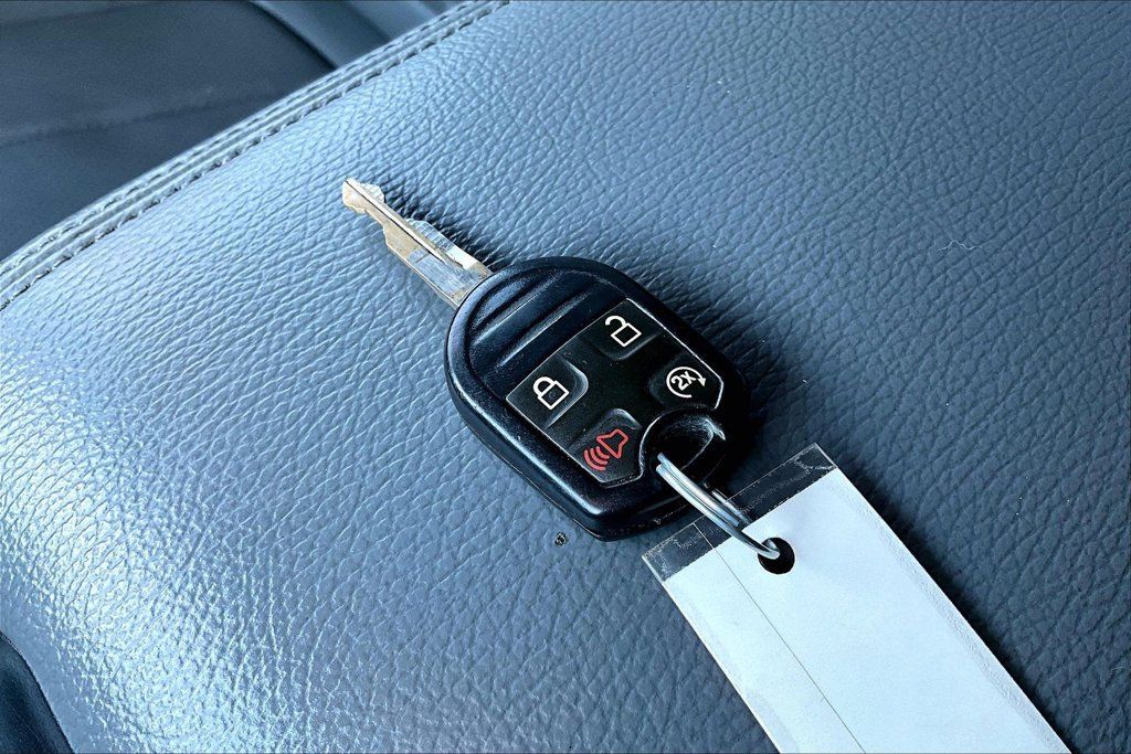 Used 2014 Ford F150 Lariat w/ Equipment Group 501A Mid AWD/4WD image 12