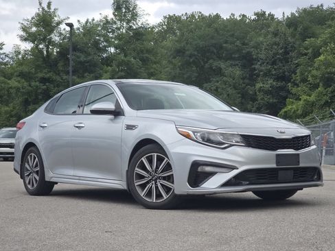 Used 2019 Kia Optima EX w/ EX Premium Package FWD image 1