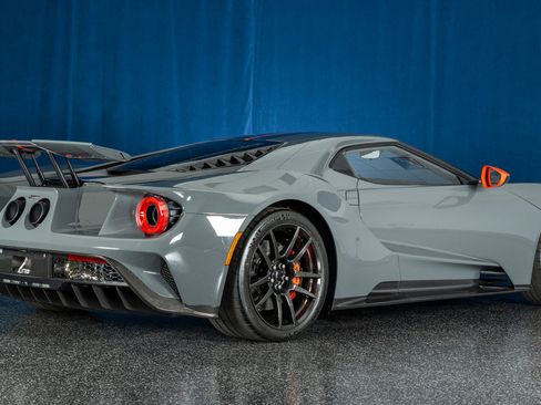 Used 2020 Ford GT Carbon Series image 7