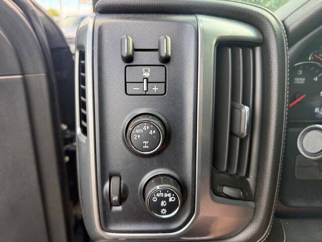 Used 2014 Chevrolet Silverado 1500 LTZ AWD/4WD image 17