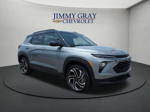 New 2026 Chevrolet TrailBlazer RS w/ Convenience Package FWD image 7