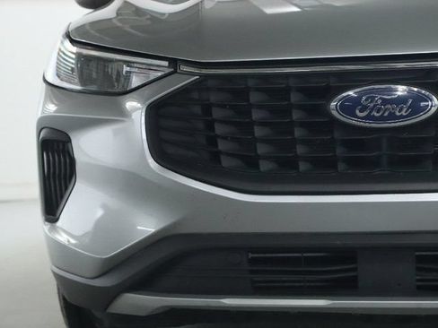 Used 2024 Ford Escape Active FWD image 6